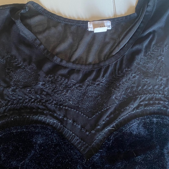 Black garage dress - Picture 2 of 5